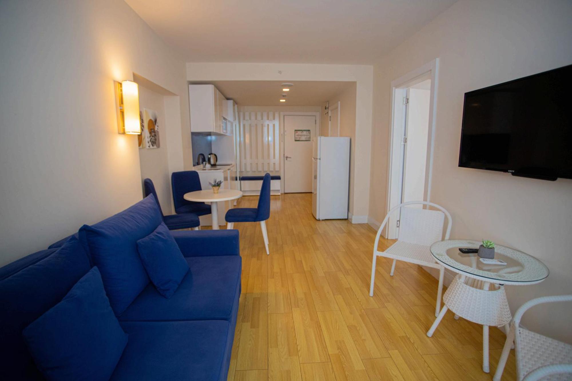Orbi Aparthotel In 巴统 外观 照片