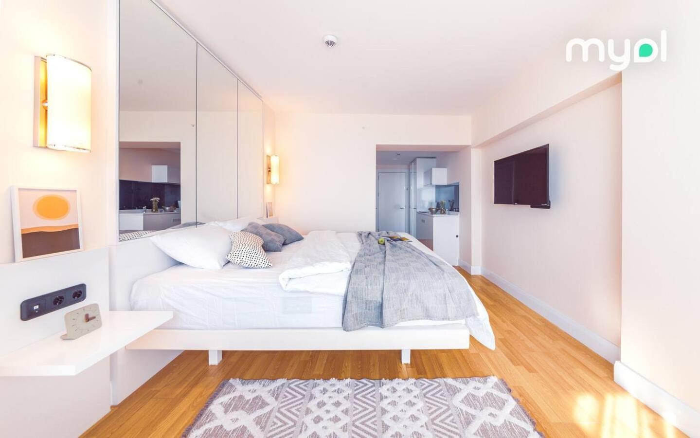 Orbi Aparthotel In 巴统 外观 照片