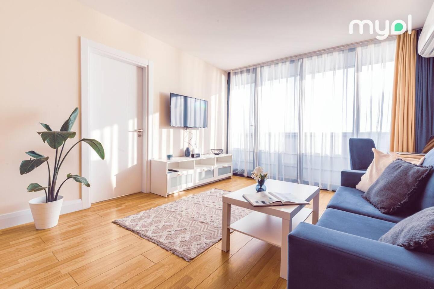 Orbi Aparthotel In 巴统 外观 照片