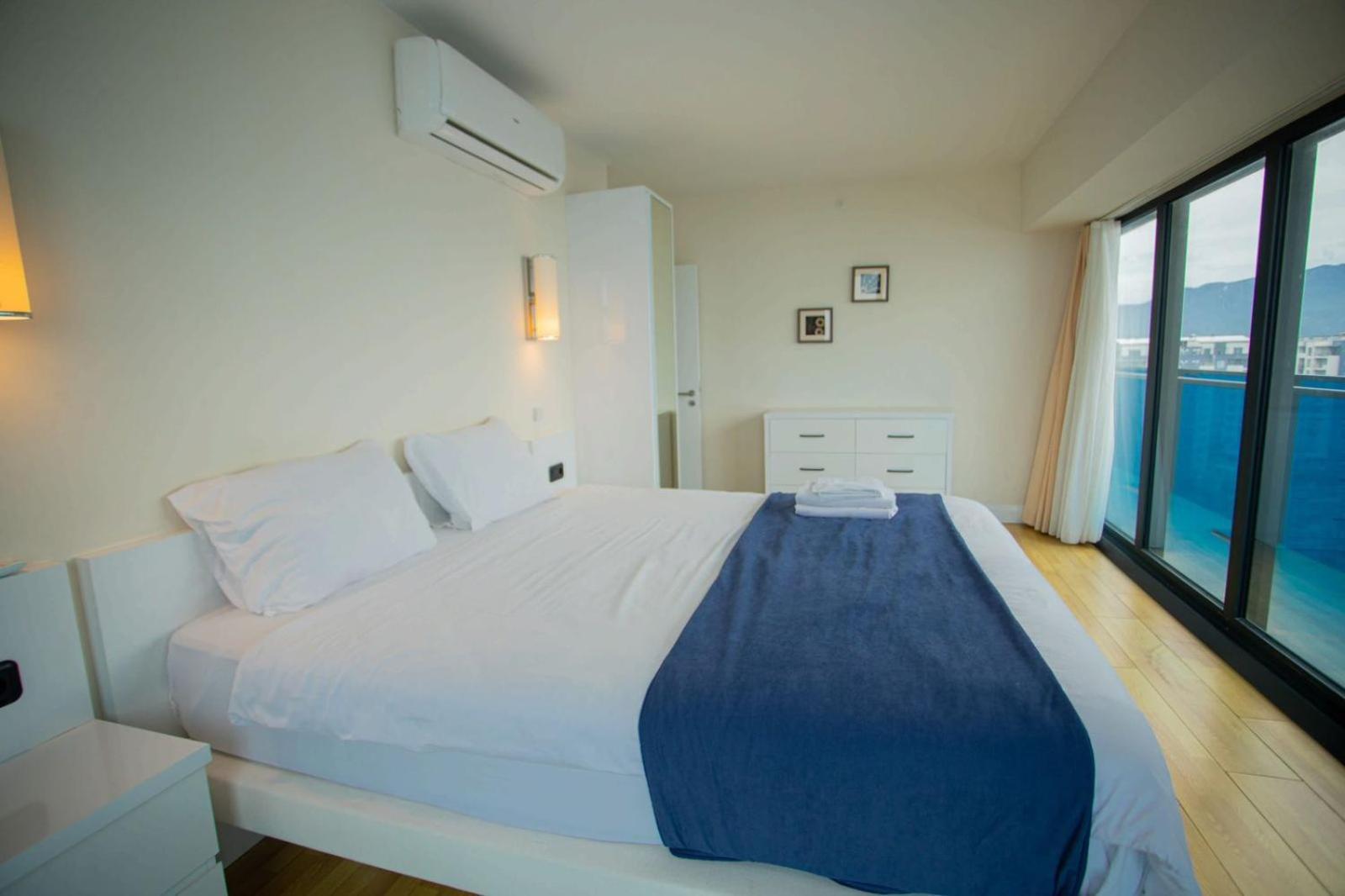 Orbi Aparthotel In 巴统 外观 照片