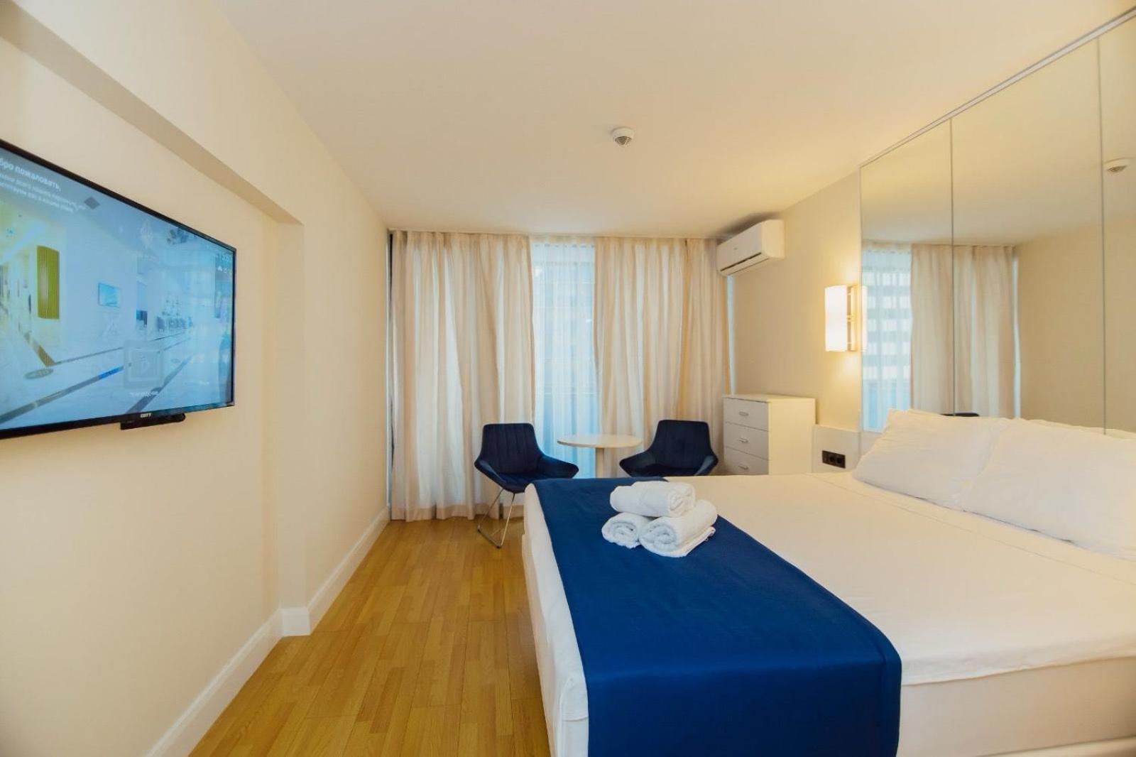 Orbi Aparthotel In 巴统 外观 照片