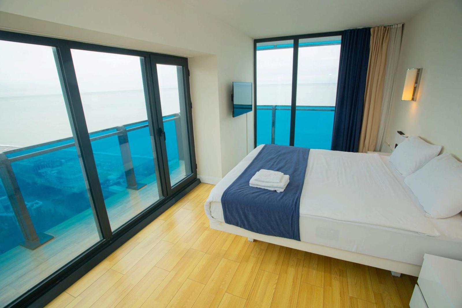 Orbi Aparthotel In 巴统 外观 照片