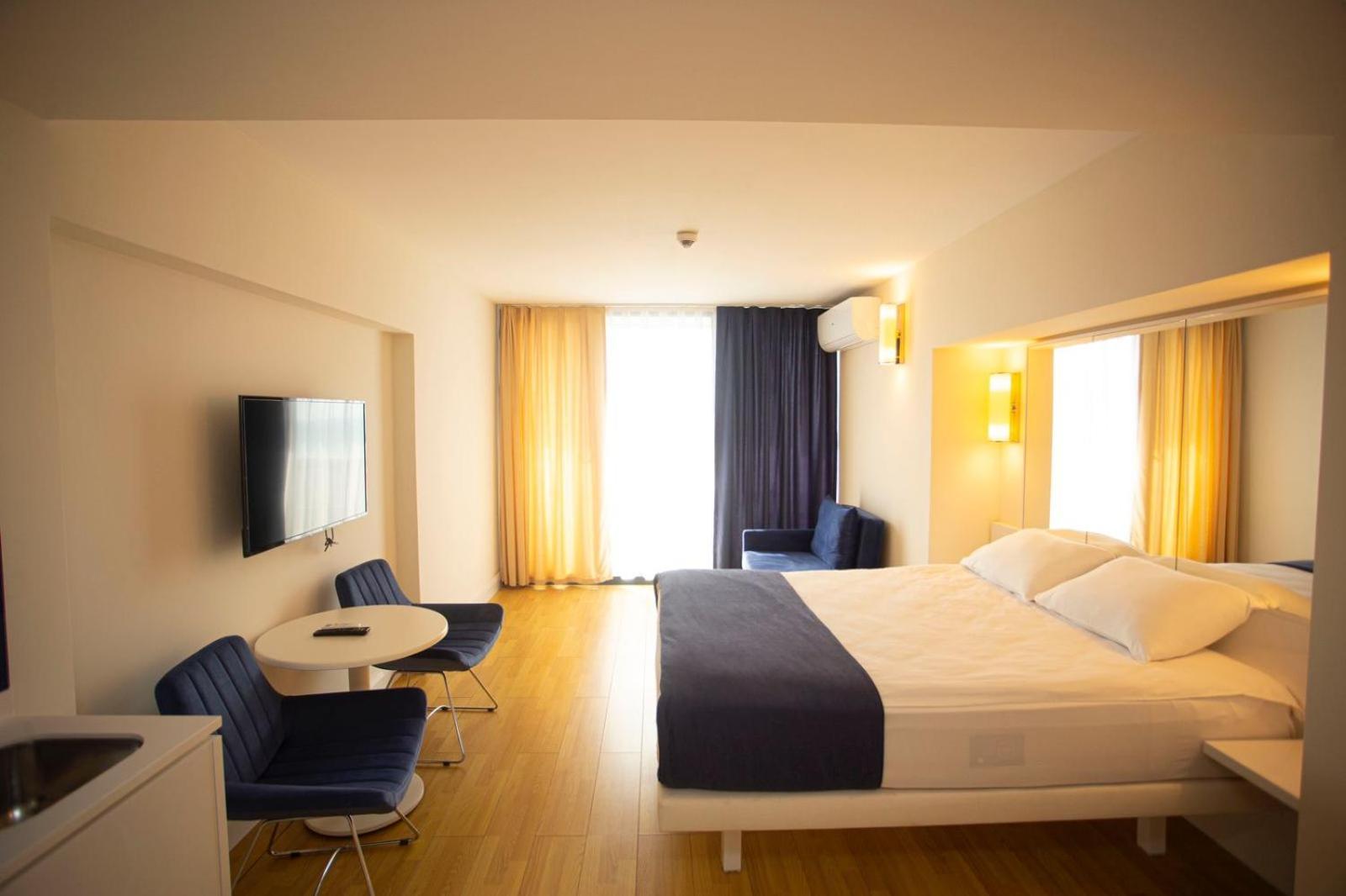 Orbi Aparthotel In 巴统 外观 照片
