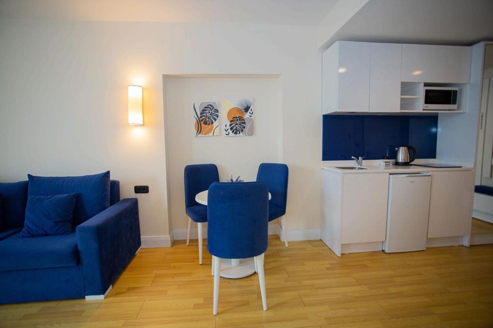 Orbi Aparthotel In 巴统 外观 照片